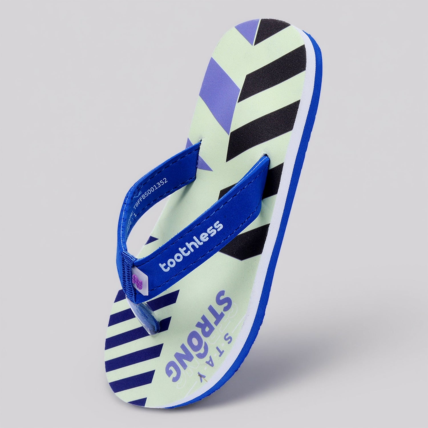Boys Flip Flops Casual Slip-On Slippers Cushioned Footbed Anti-Skid Sole Digital Print Lightweight Comfortable Wear for Kids