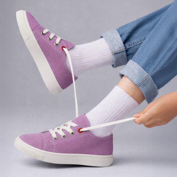 Low-Top Purple Canvas Shoes with Lace-Up Closure